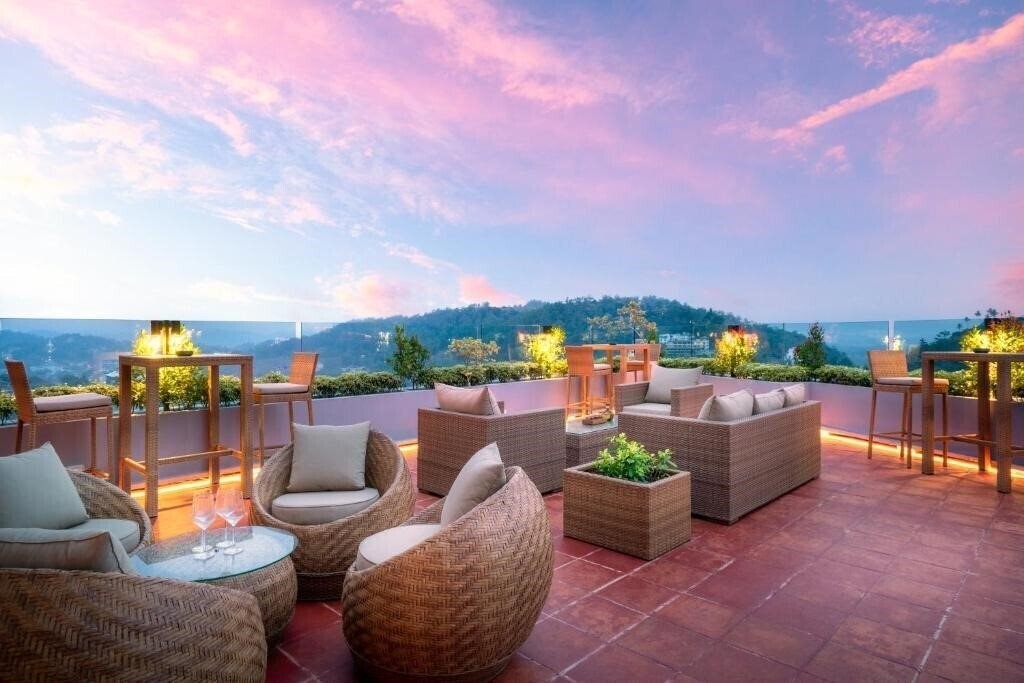 Апартаменти Grand Serendib Hotel 5*