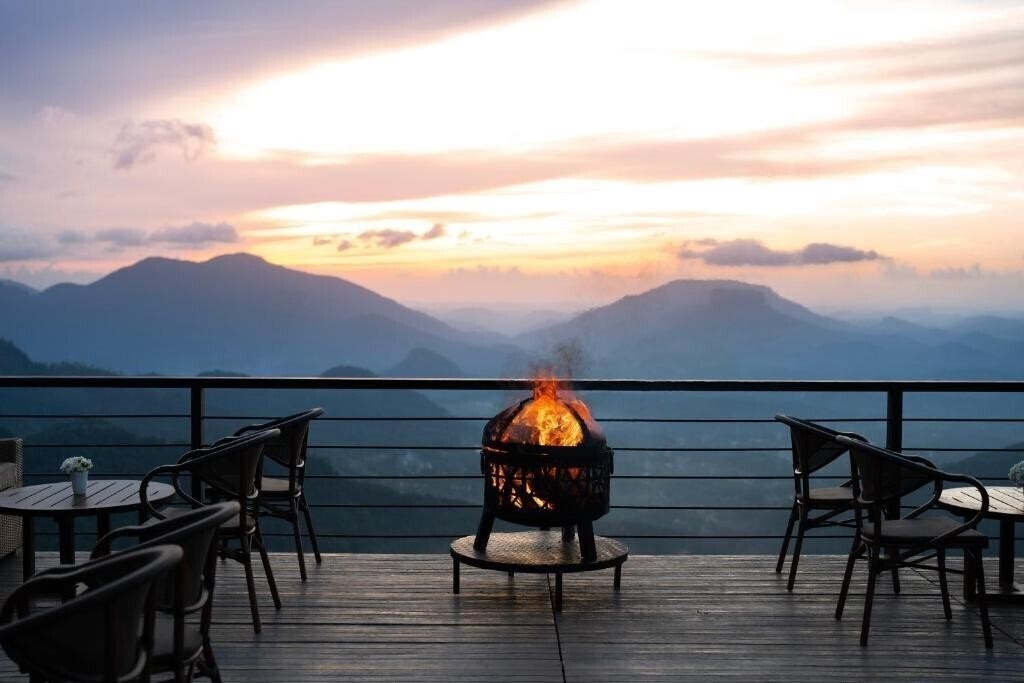 Територія W15 Ambuluwawa 5*