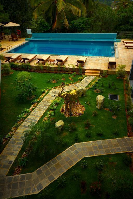 Вид Earls Regency 4*