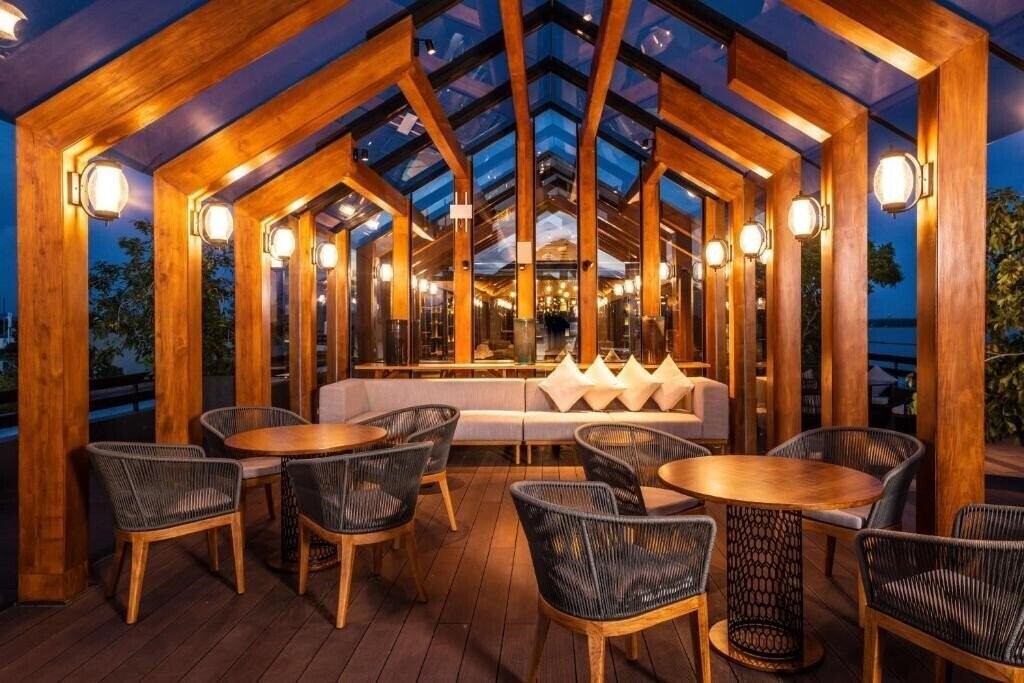 Территория Doubletree By Hilton Weerawila Rajawarna Resort 5*