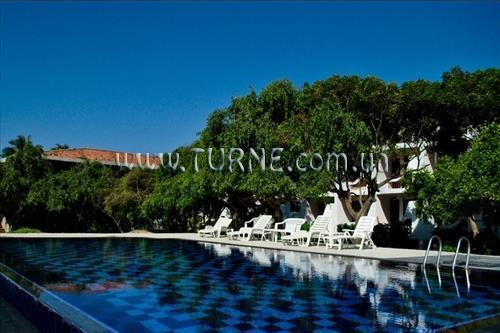 Панорама Peacock Beach Hotel 4*