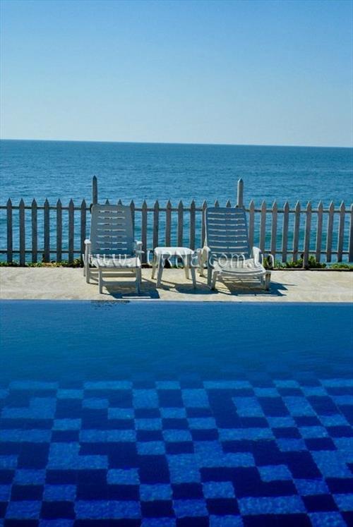 Апартаменты Peacock Beach Hotel 4*