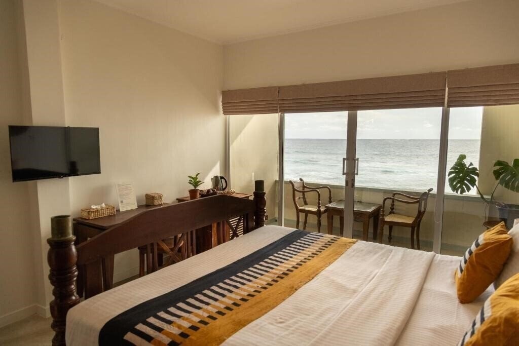 Вид Neevana Boutique Hotel Hikkaduwa 4*