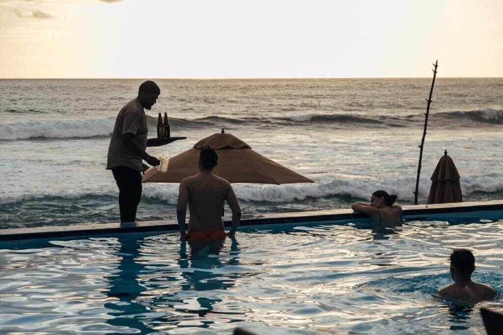 Территория Neevana Boutique Hotel Hikkaduwa 4*