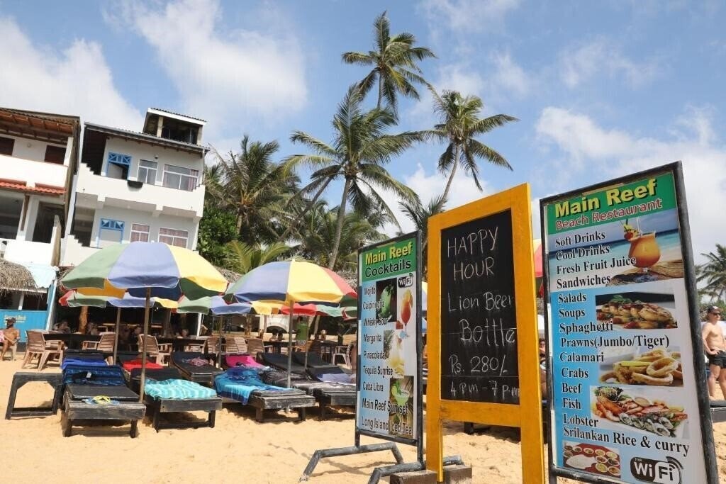 Панорама Main Reef Guest House 2*