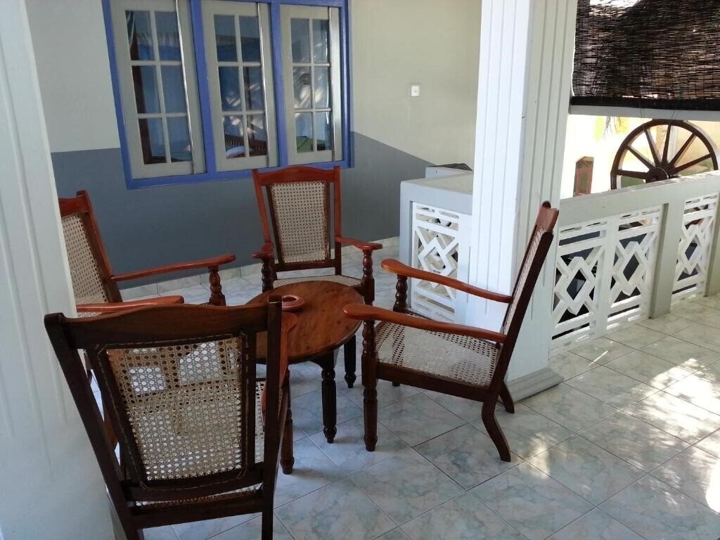 Фотография Main Reef Guest House 2*