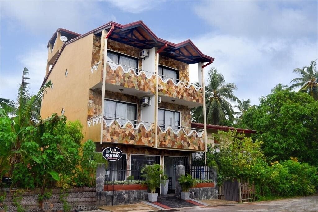 Вид L & D Lodge 3*