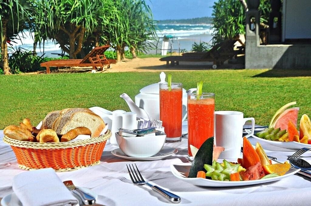 Панорама The Beach Cabanas 4*