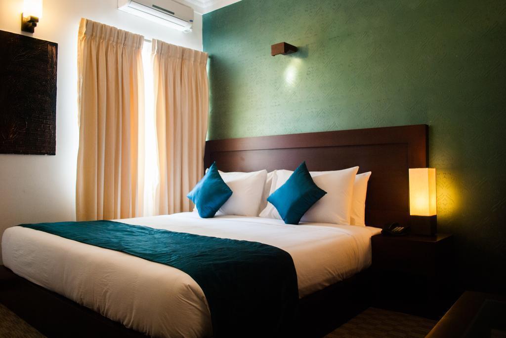 Територія Ceylon City Hotel 3*