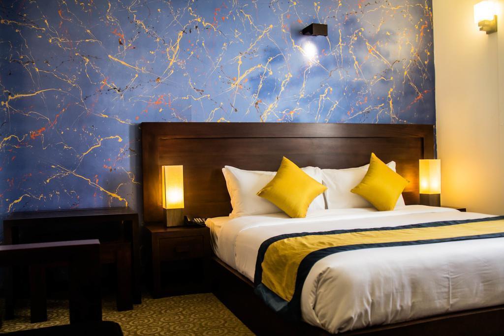 Апартаменти Ceylon City Hotel 3*