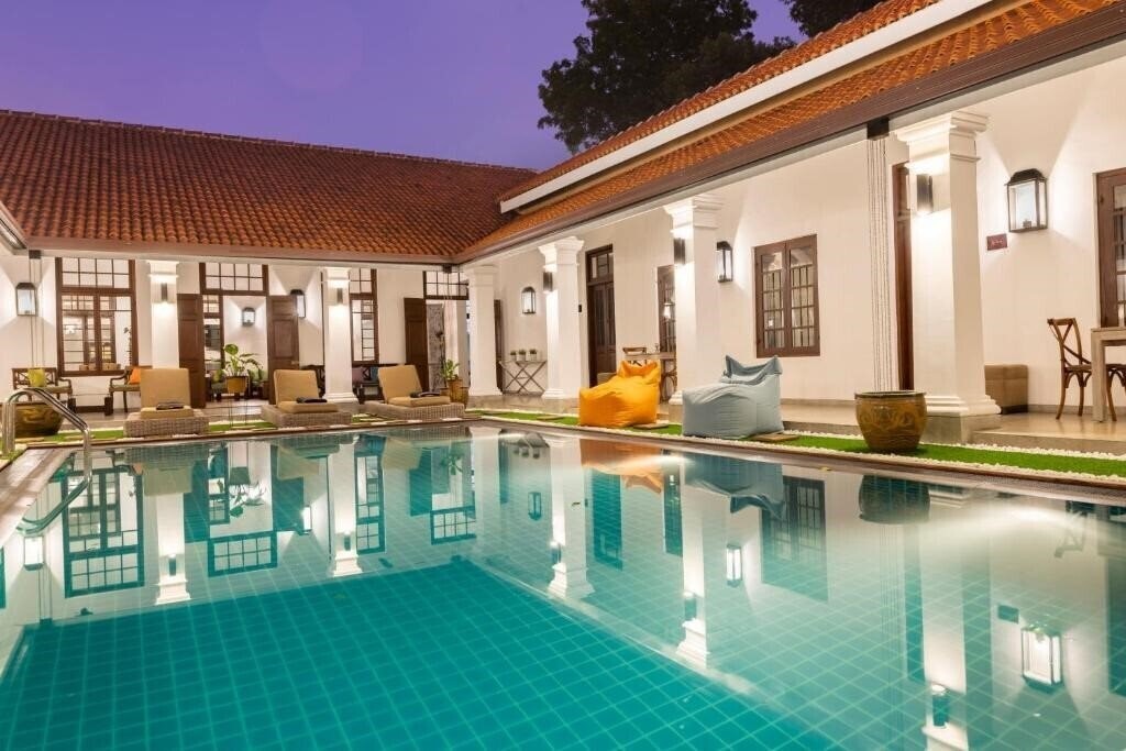 Вид La Maison De Colombo 3*