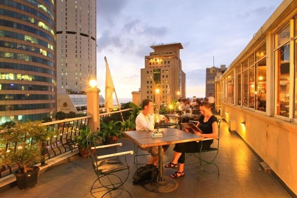 Отель Oak Ray Colombo City Hotel 4*