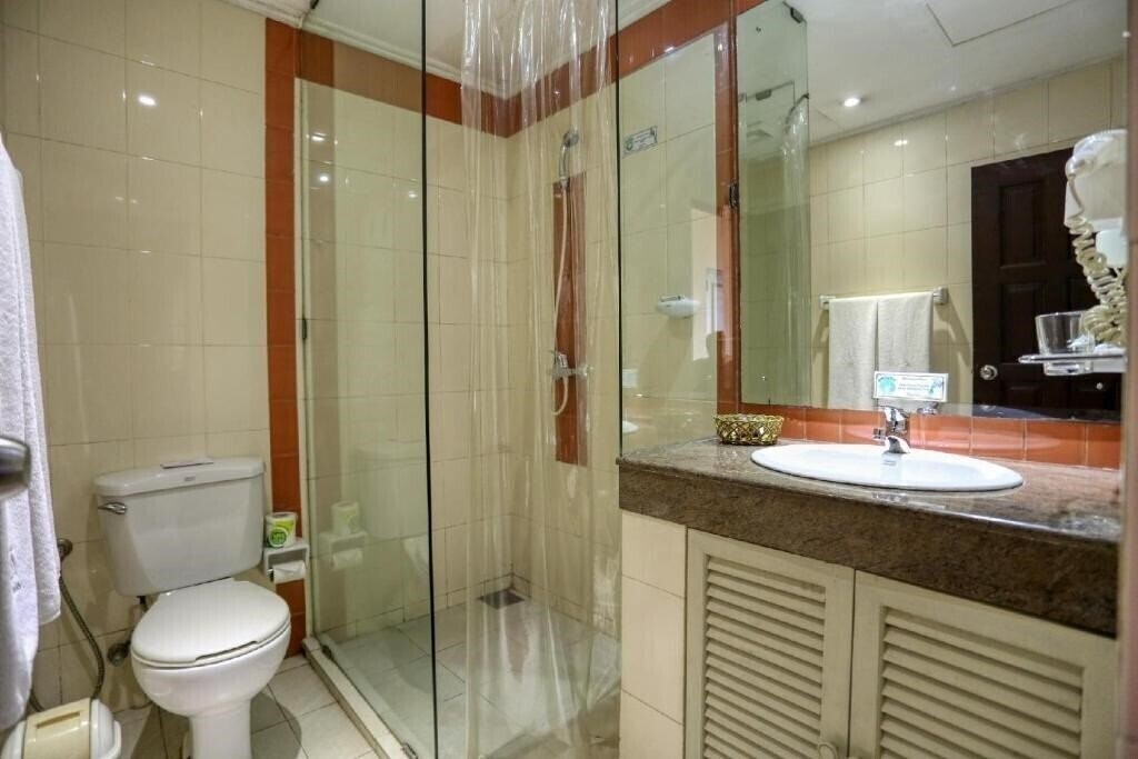 Территория Oak Ray Colombo City Hotel 4*