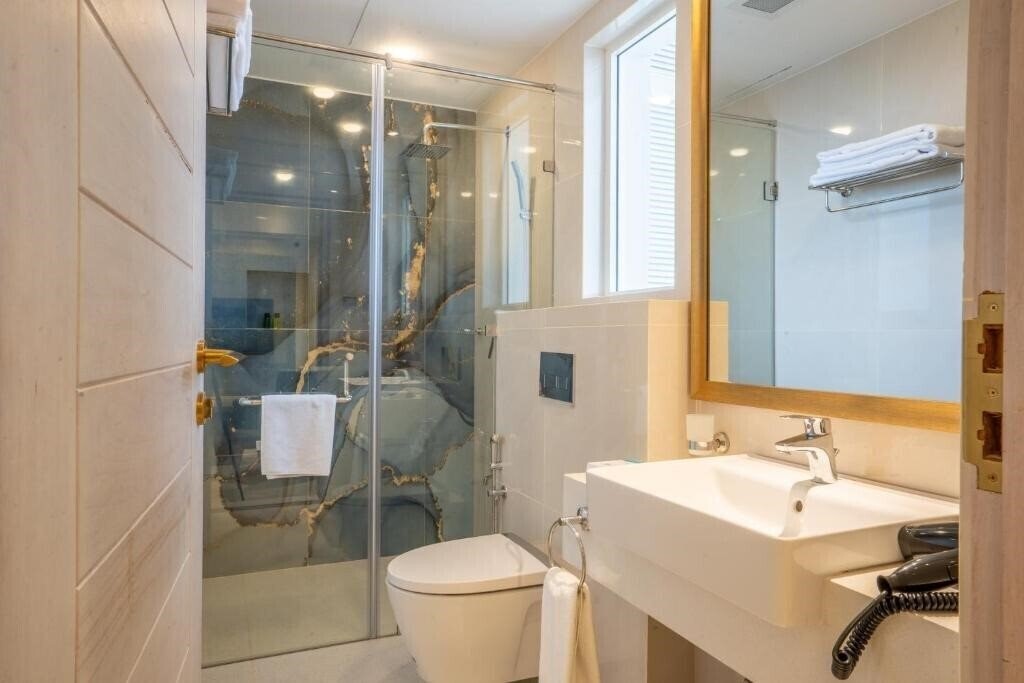 Изображение Marina Bay Colombo 4*