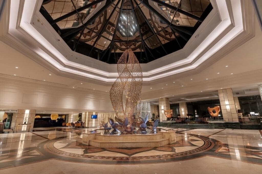 Панорама Cinnamon Grand 5*