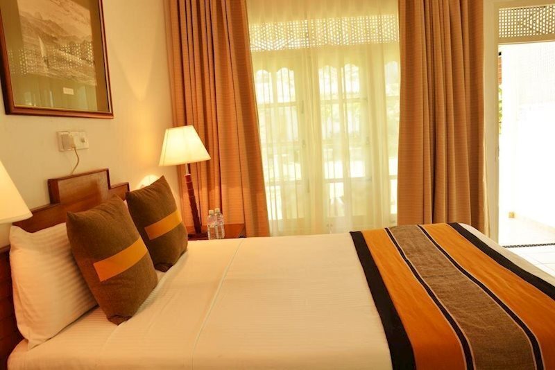 Панорама Mirissa Bay Resorts 3*