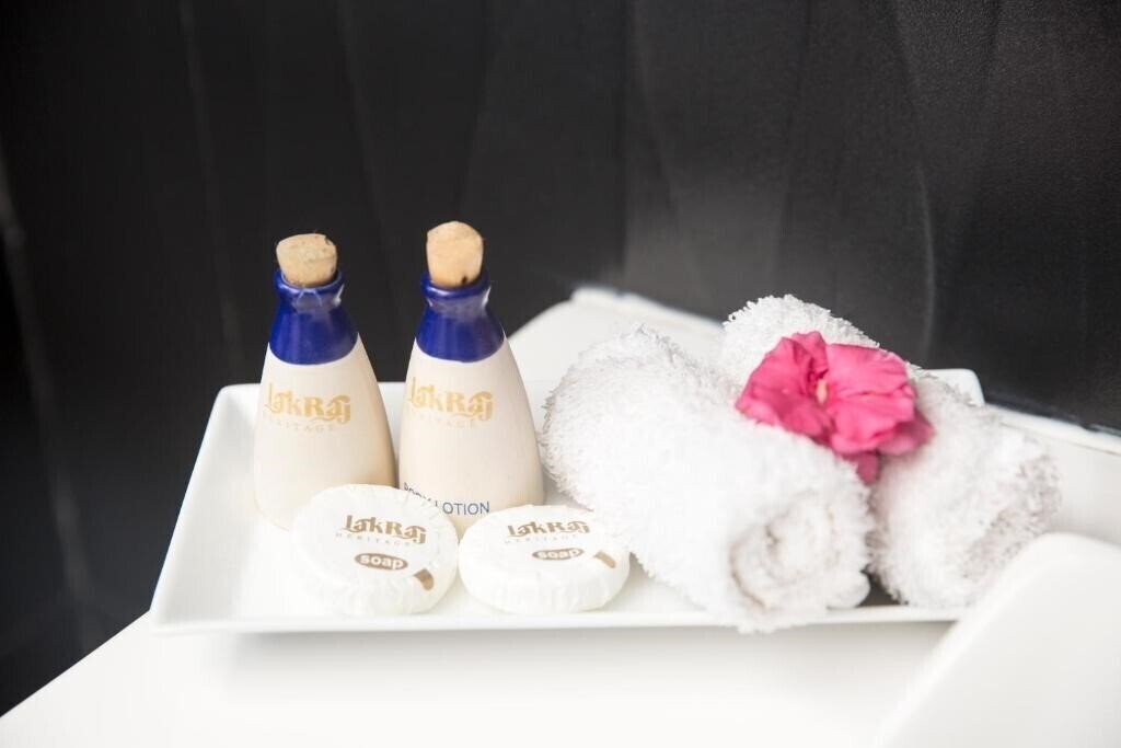 Апартаменты Lakraj Heritage Hotel 3*