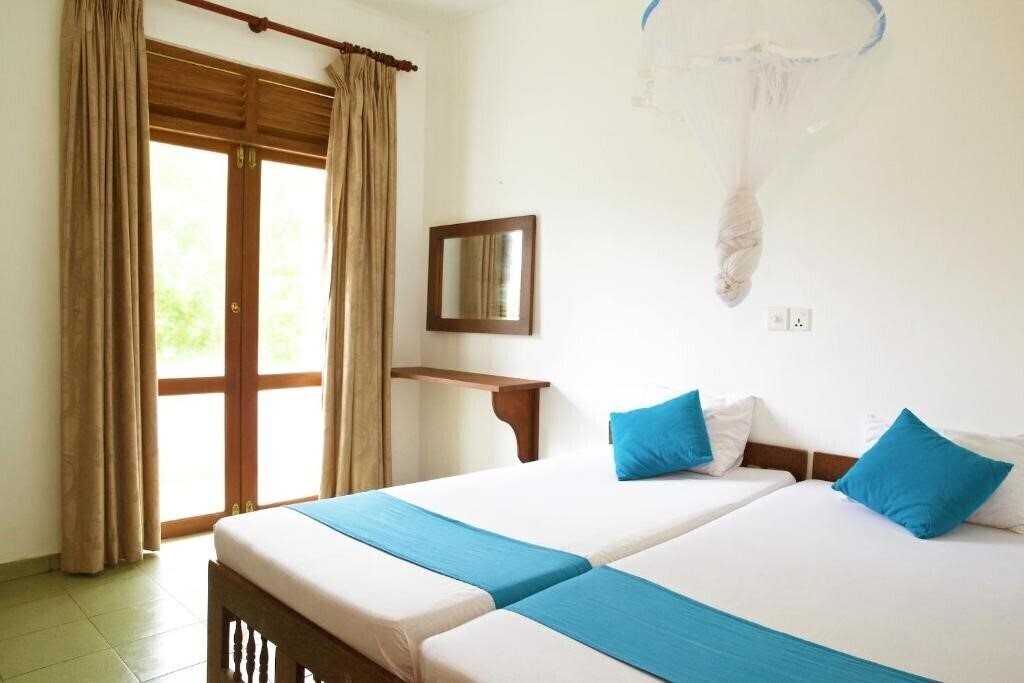 Территория Beach Inns Holiday Resort 2*