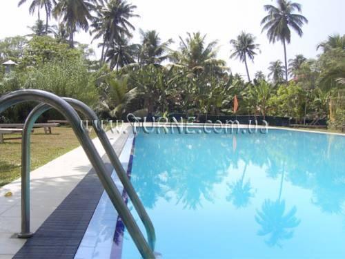 Панорама Polhena Reef Gardens Hotel 2*