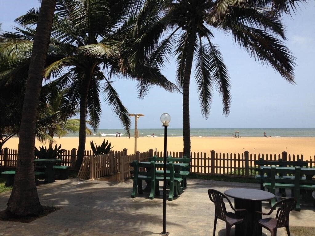 Панорама Oasis Beach Resort 2*