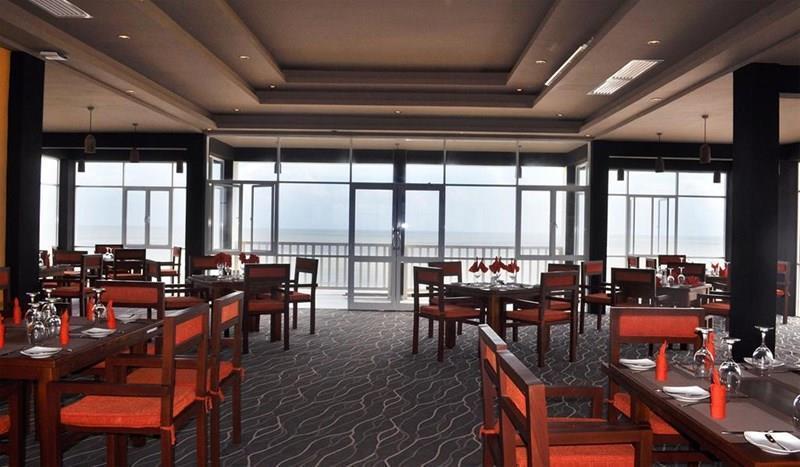 Панорама Beacon Beach 3*