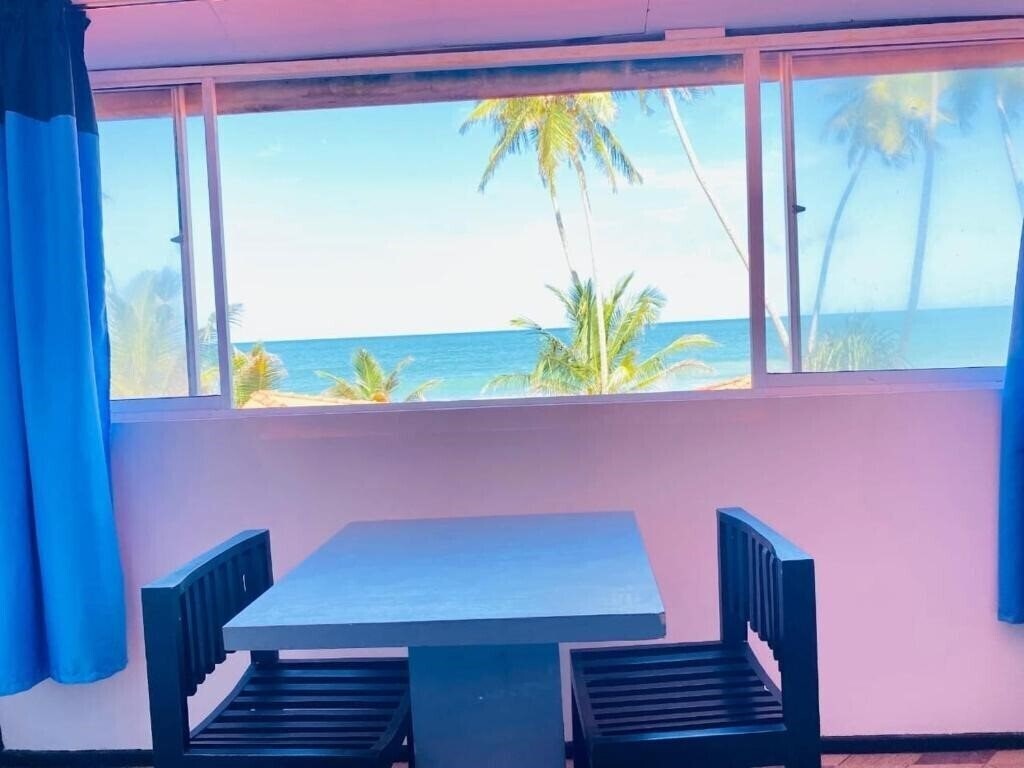 Вид Rainbow Beach Hotel 3*