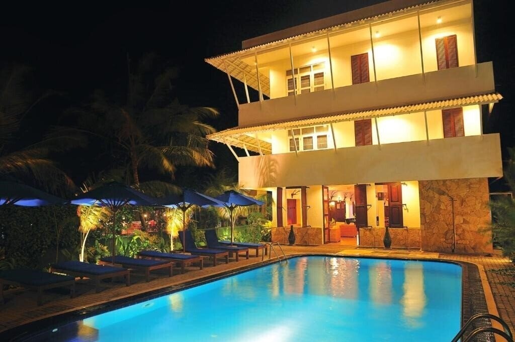 Вид St.Lachlan Hotel & Suites 3*