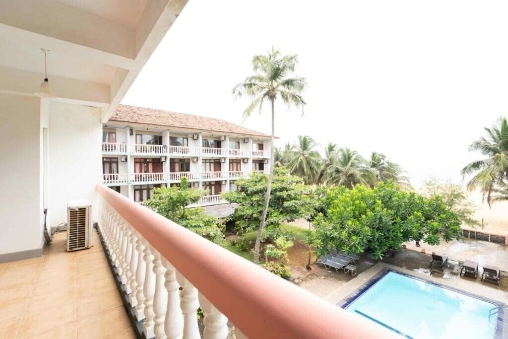 Вид Topaz Beach 2*