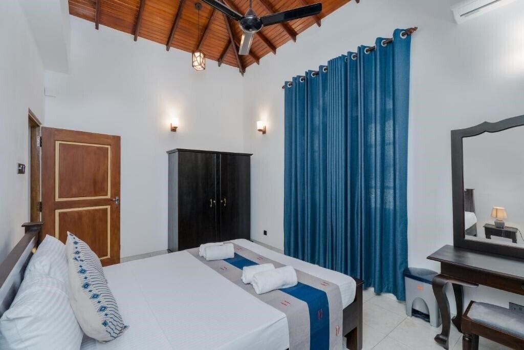 Фото Paradise Holiday Village 3*