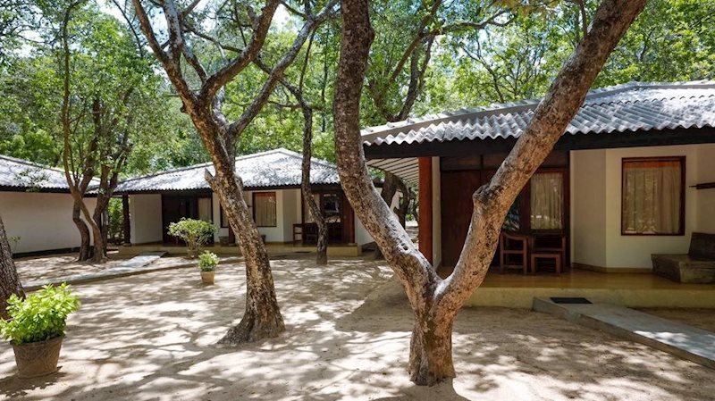 Вид Nilaveli Beach Hotel 3*