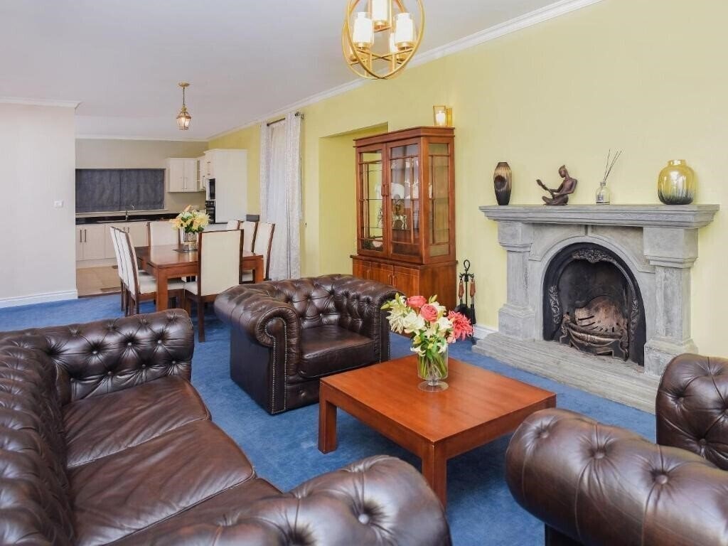 Картинка Little England by Joes 5*