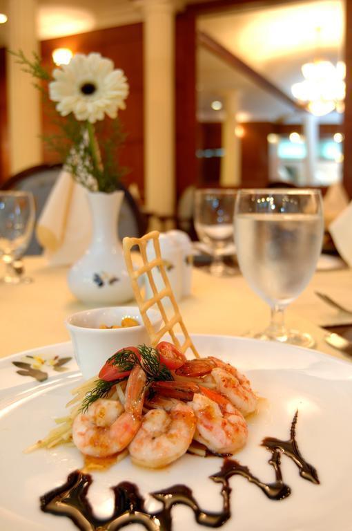 Панорама Grand Hotel 3*