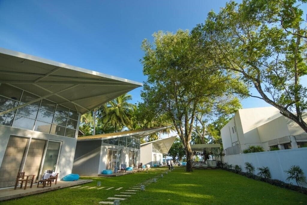 Вид Mawella Beach Resort 2*