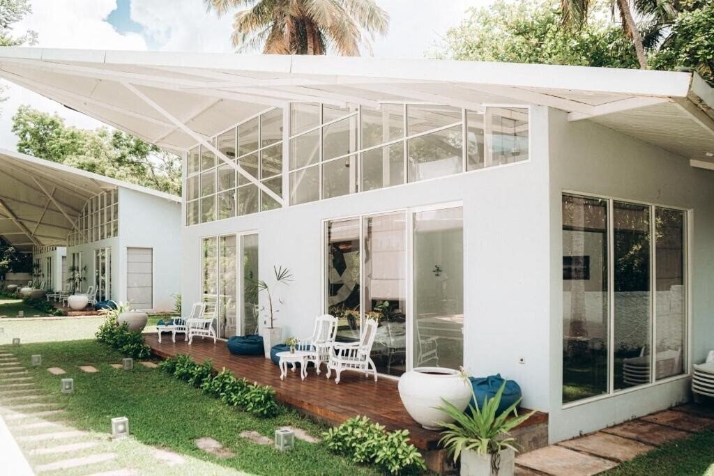 Апартаменты Mawella Beach Resort 2*