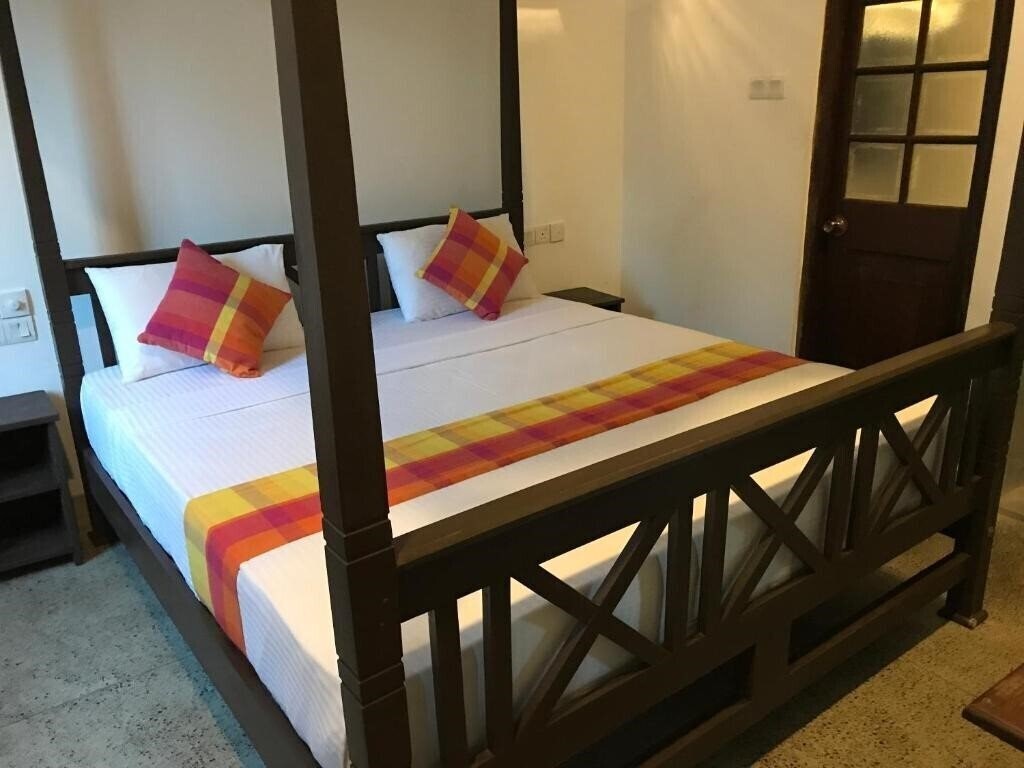 Панорама Lagoon Boutique Hotel 3*