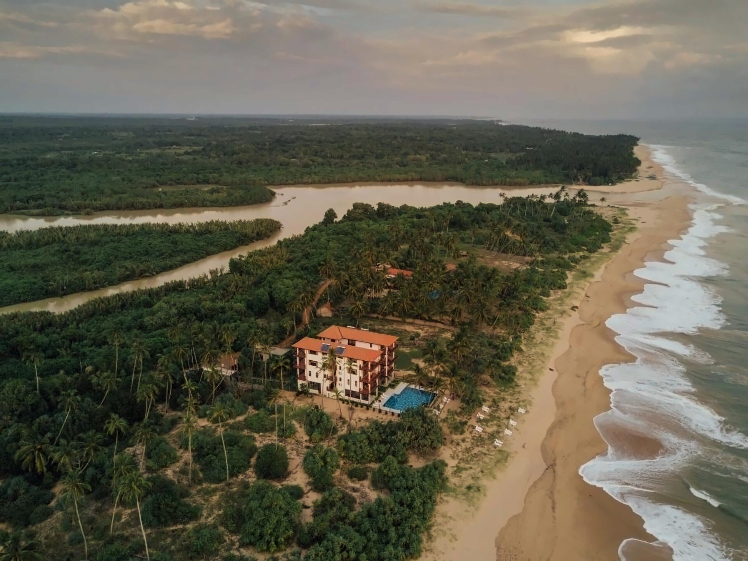 Панорама Ananya Beach Tangalle 4*