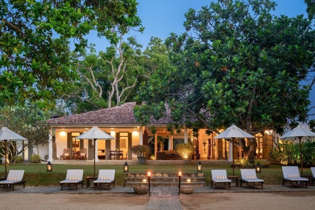 Отель Taru Villas Mawella 5*