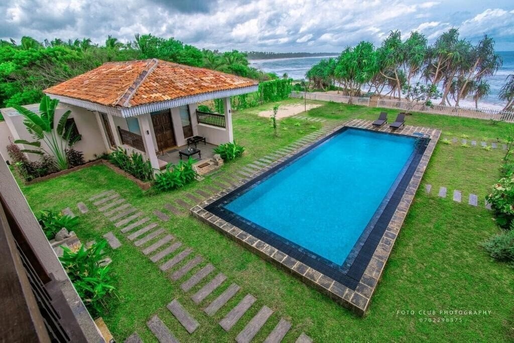 Апартаменты Guru Beach Resort 3*