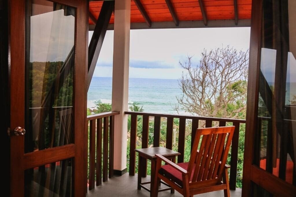 Панорама Seafood Restaurant & Motel 2*