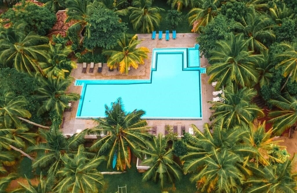 Територія Lagoon Paradise Beach Resort 4*