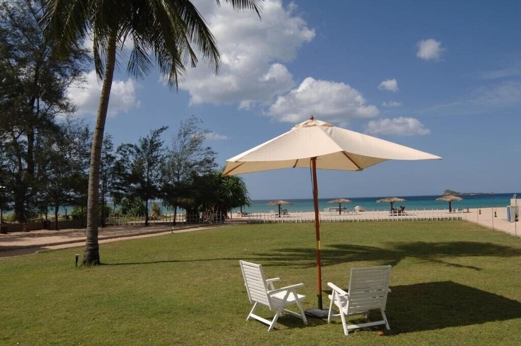 Вид Pigeon Island Beach Resort 3*