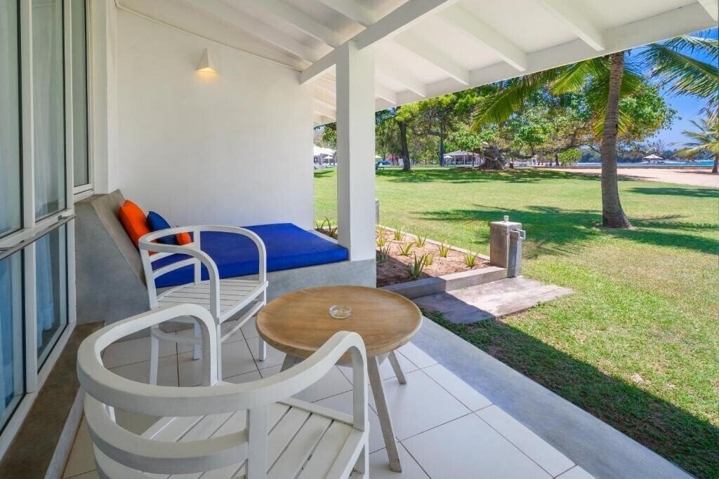 Територія Chaaya Blu Hotel Trincomalee 4*