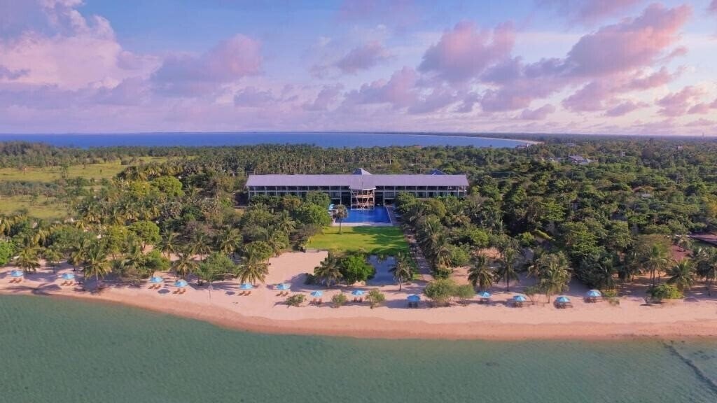 Территория Breeze Pasikudah 5*