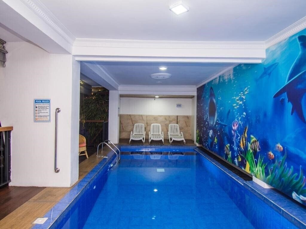 Территория Gloria Grand Hotel 3*