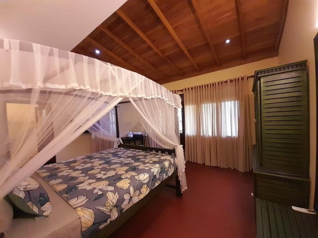 Вид Villa Thawthisa 4*