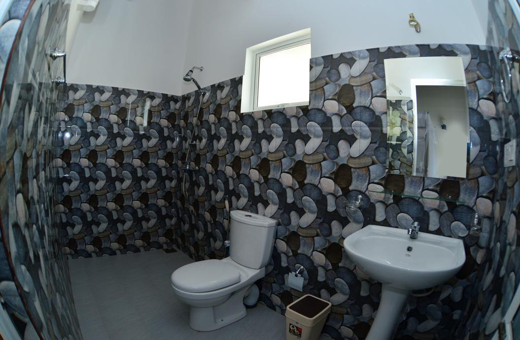 Территория Sea Breeze Unawatuna 2*