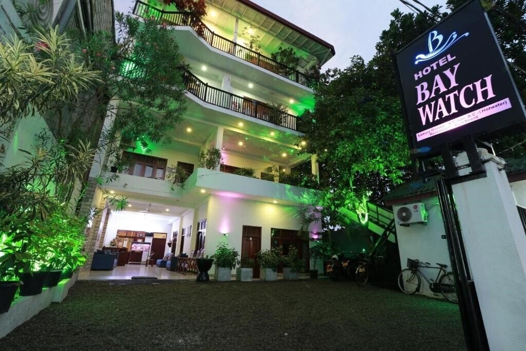 Территория Bay Watch Hotel Unawatuna 3*