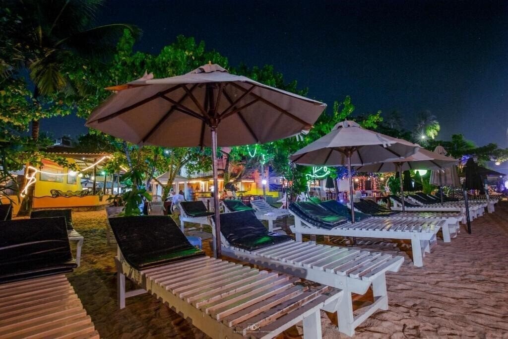 Апартаменты Sea View Beach Hotel 2*