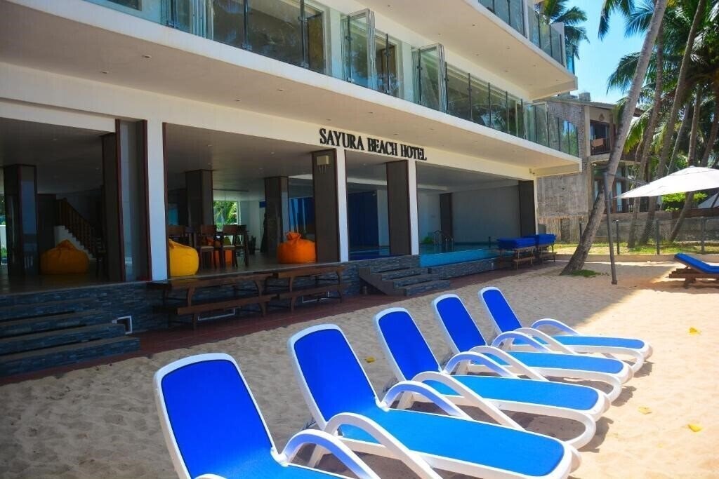 Вид Sayura Beach Hotel 4*