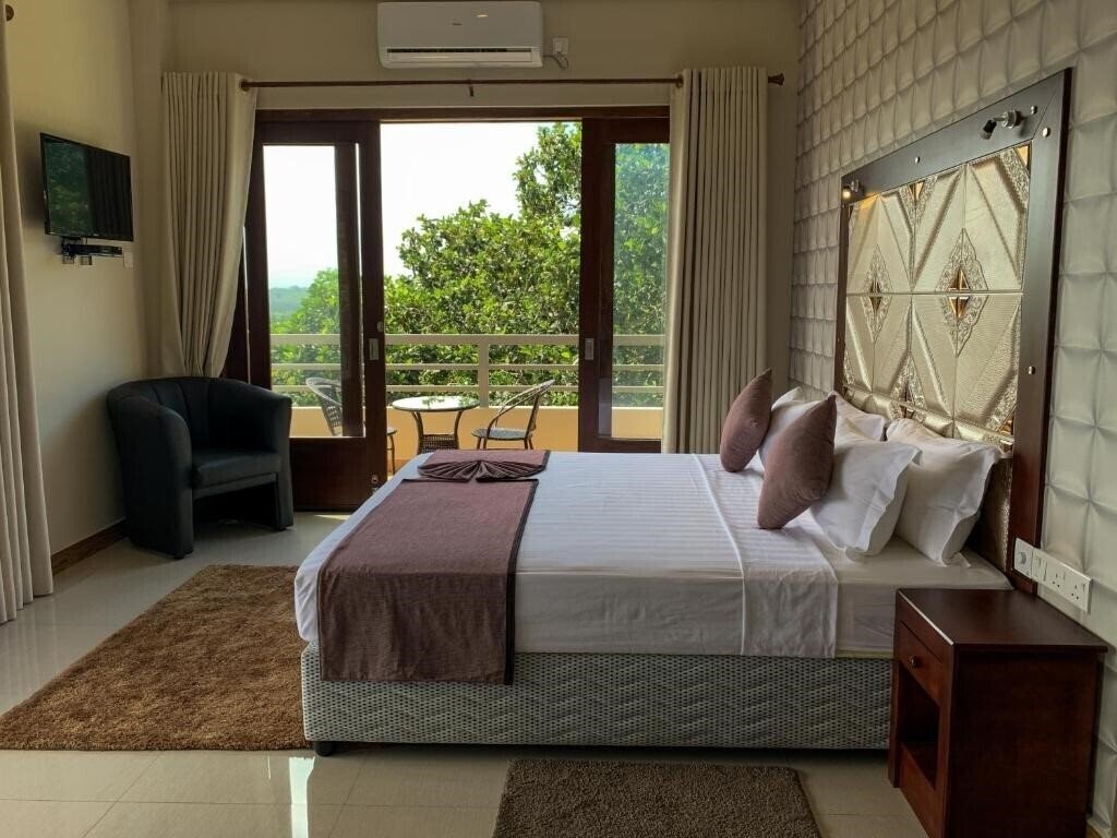 Территория Mount Rich Rumassala 4*